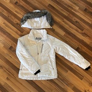 Columbia ski jacket with removable hood Medium